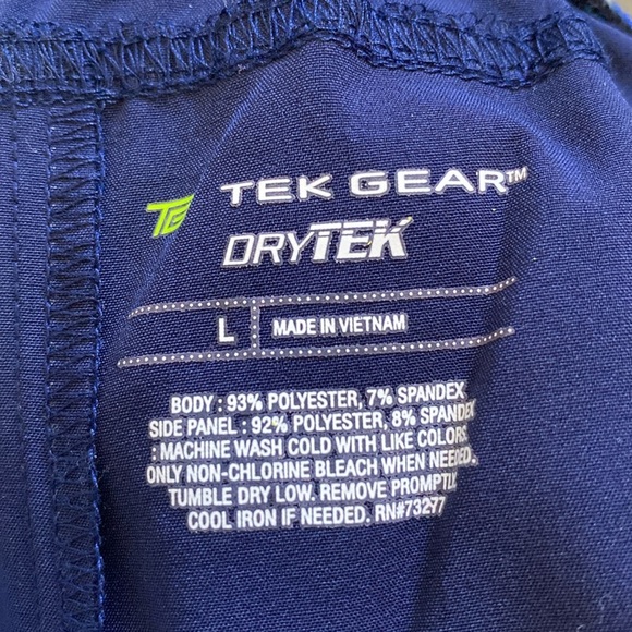 Tek Gear Multi Purpose Mid Rise Shorts Blue Multi Color Exercise Workout L NWT - Picture 6 of 7